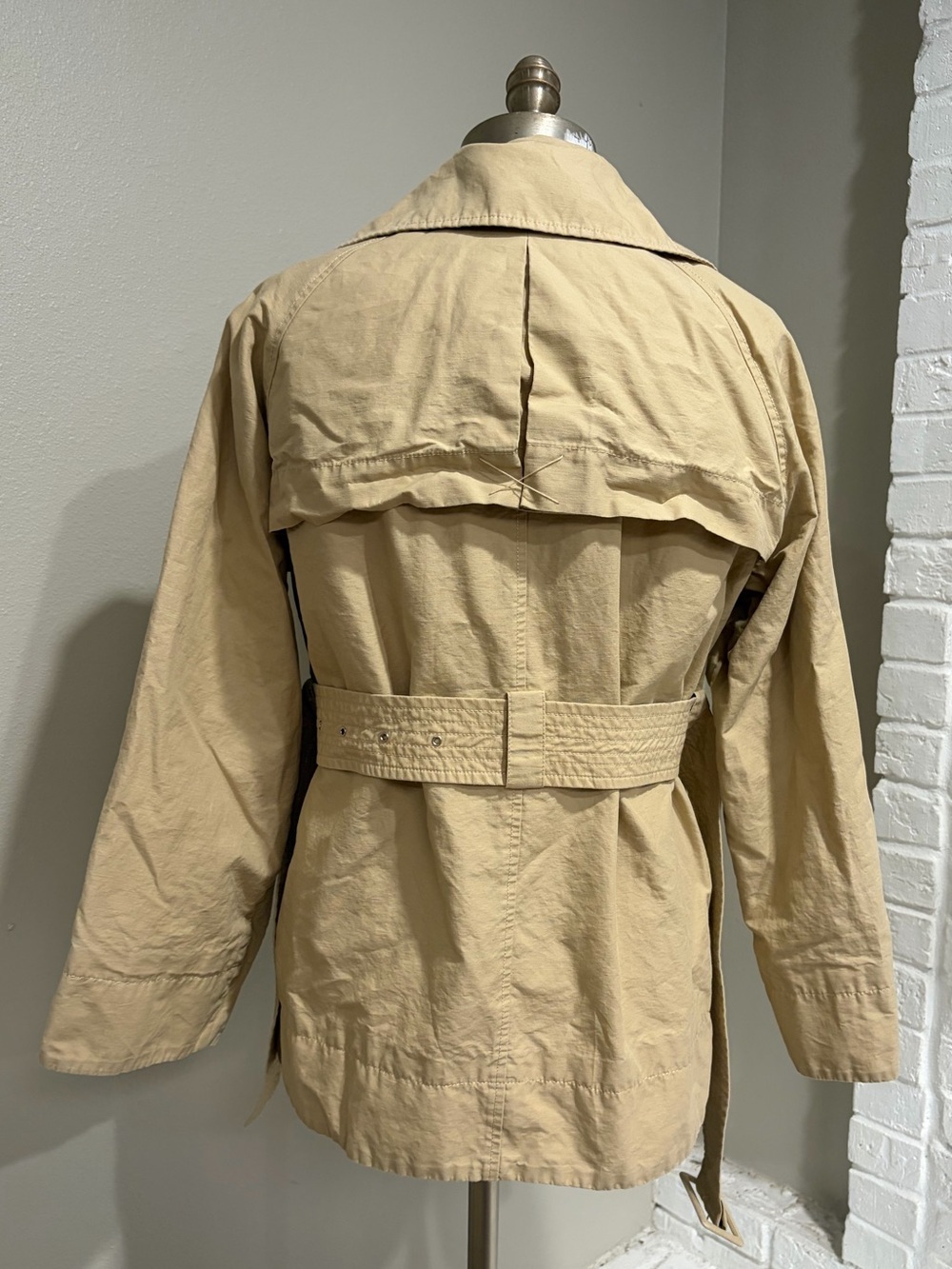 Rails Double-Breasted Beige Trench Coat - Picture 2 of 8
